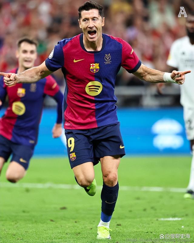 莱万多夫斯基连续三场比赛得分超过战术调整,C9挑战极限!